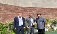 تقدیر رئیس بانک کشاورزی شعبه رباط کریم از بیمارستان فاطمه الزهرا(س) به عنوان مشتری برتر پرداخت الکترونیک