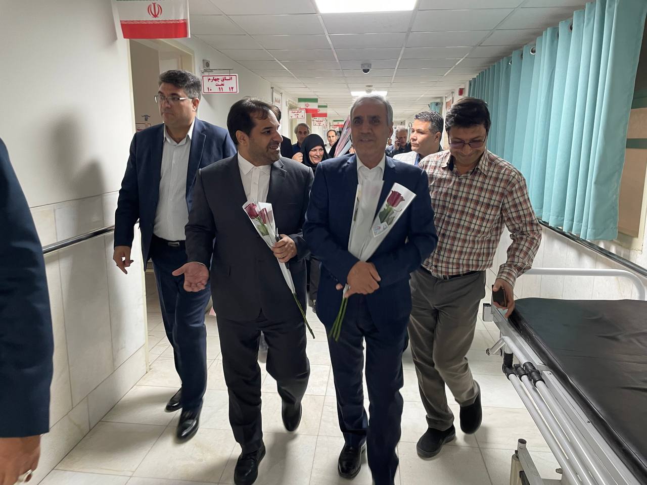 تقدیر فرماندار رباط‌کریم از تلاش‌های پرستاران در بیمارستان فاطمه الزهرا(س)